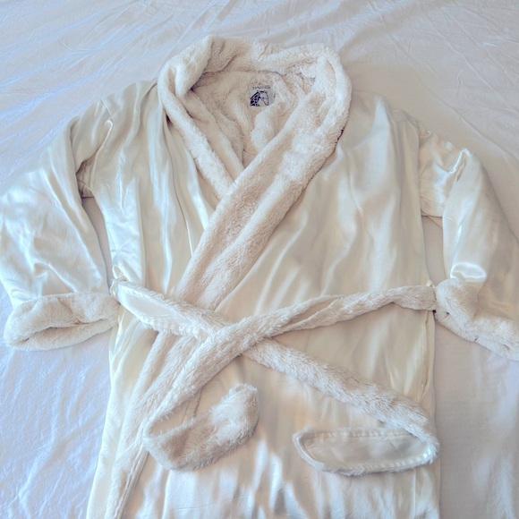 Little Giraffe Other - Giraffe at Home luxe satin robe size 2 white